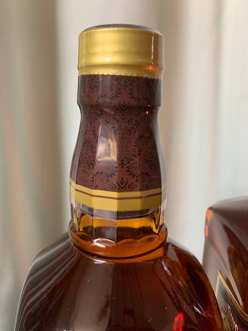 EARLY TIMES バーボンウイスキー 700ml & 1L