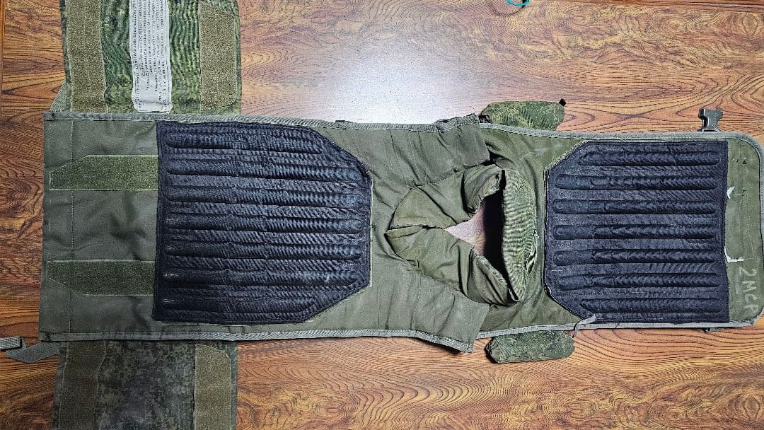 ロシア軍 ボディーアーマー 6B45 実物 裏地有り