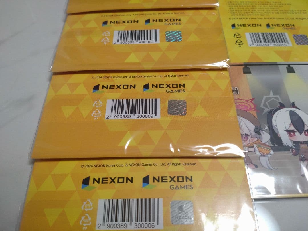 【韓国限定】ブルーアーカイブ マムズタッチコラボ アクリルスタンドセット