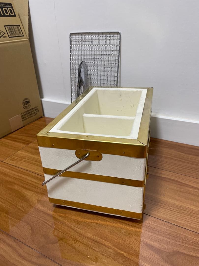 即納 純珪藻土切出し七輪 能登燃焼器工業製 真鍮巻32cm大判 貴重な左右独立式