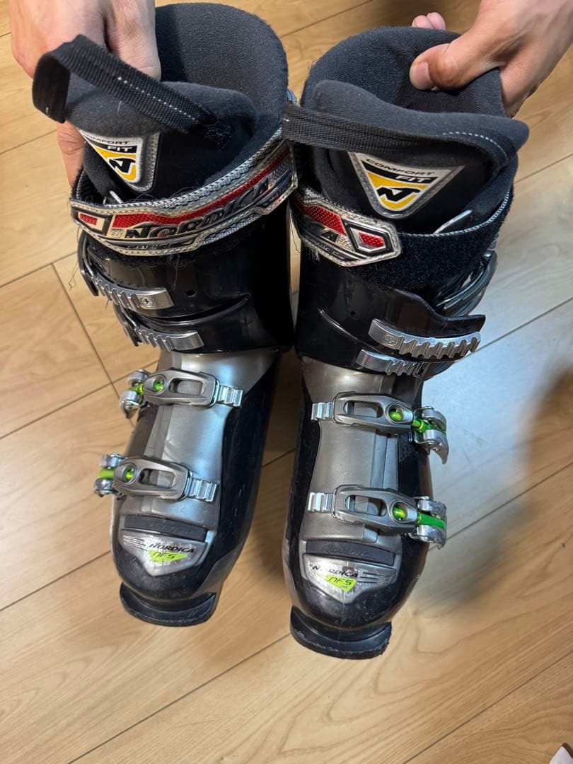 ノルディカ　ノルディカ　スキーブーツ　25cm〜26.5cm