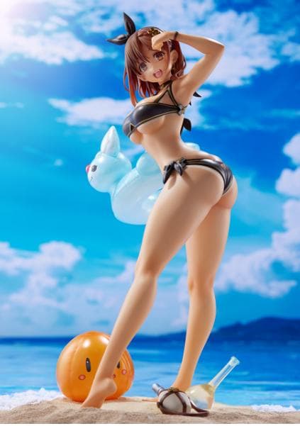 ライザのアトリエ　白水着、黒水着フィギュアセット