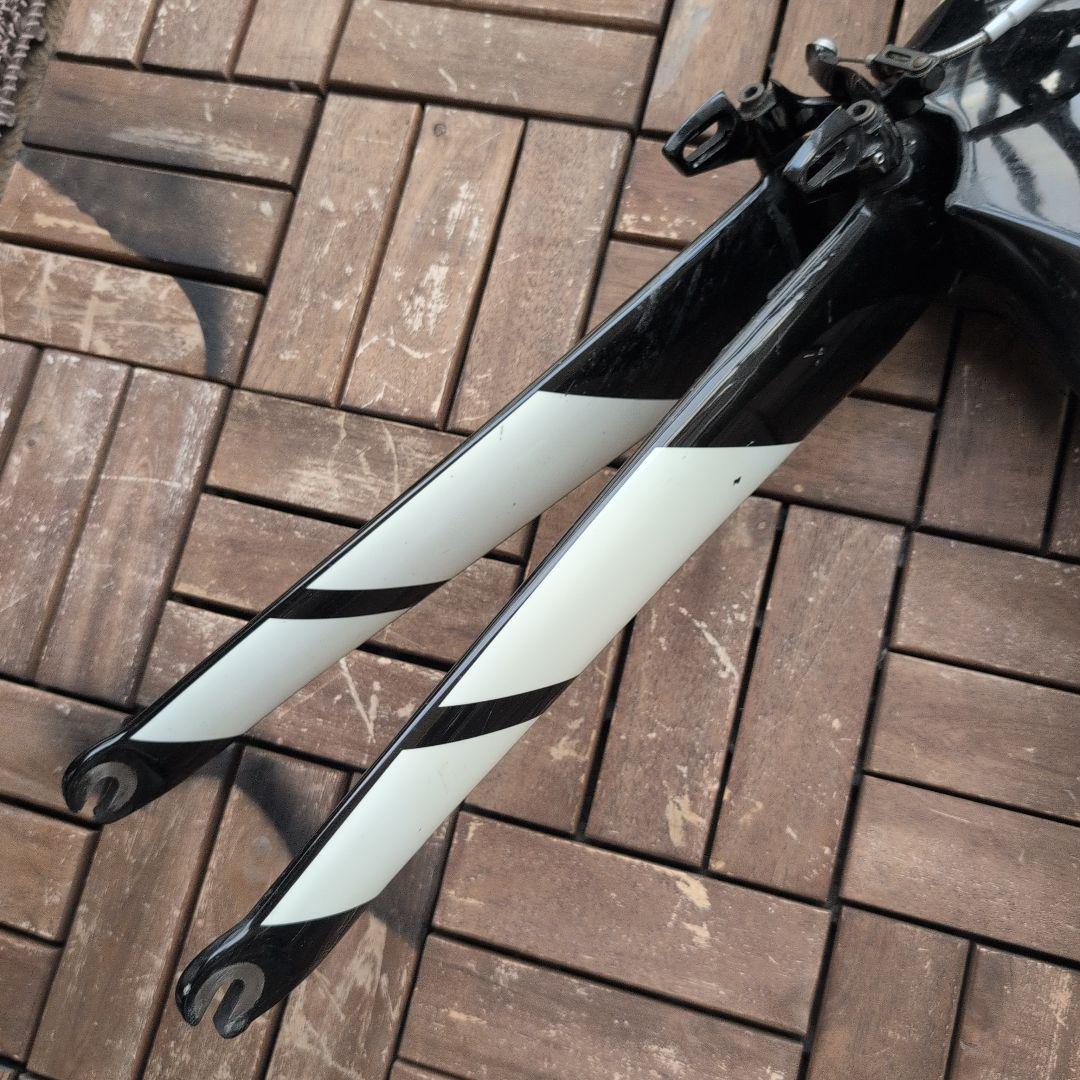 最終値下げ！SPECIALIZED SHIV カーボンフレーム ＆ 画像の付属品