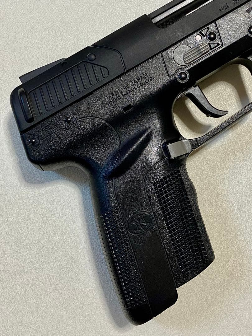 【週末セール】動確済　東京マルイ　fn57 ガスブロ