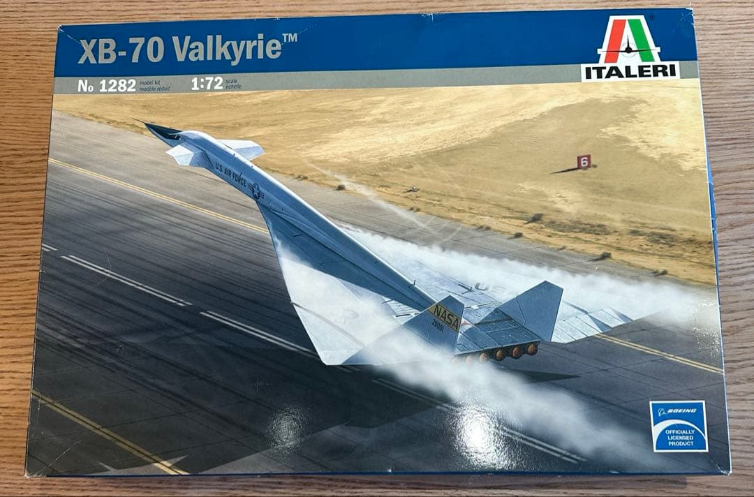航空機・ヘリコプター ITALERI 1/72 No1282 XB-70 Valkyrie