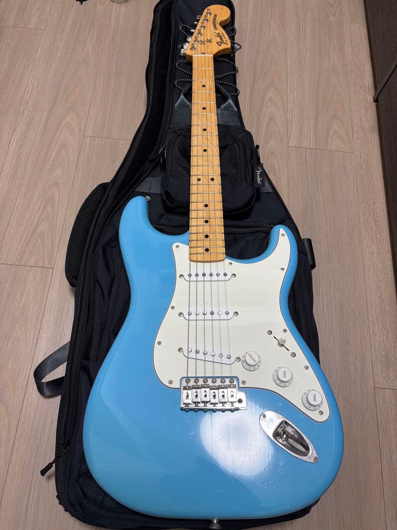 ギター FENDER MIJ LTD International Maui Blue
