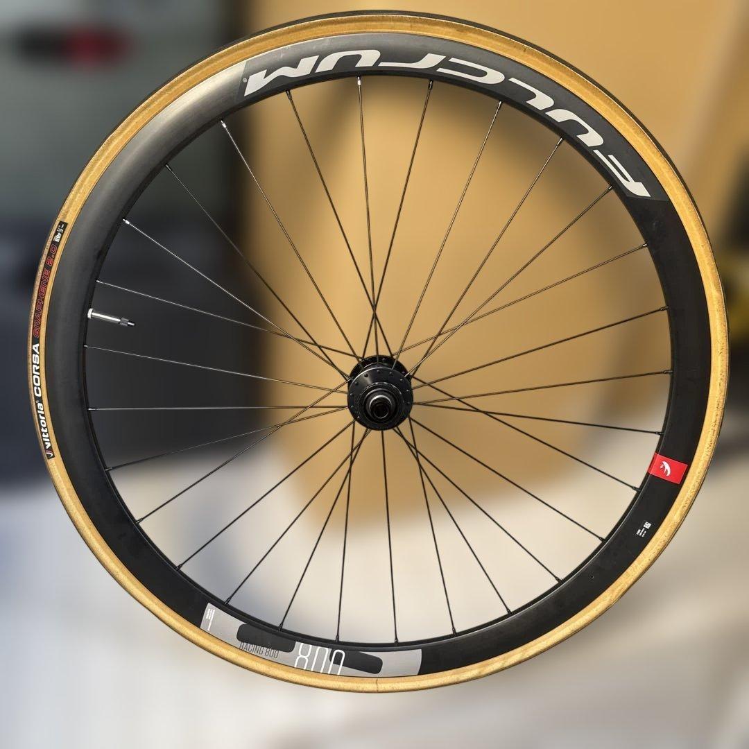 フルクラム　レーシング800DB TNI LITEFLYサドル