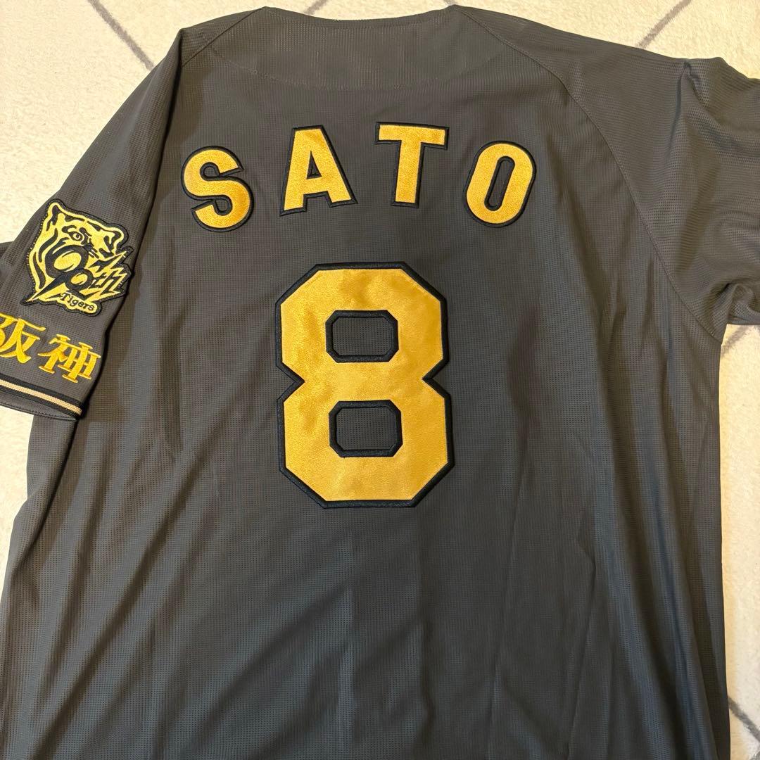 阪神タイガース 佐藤輝明 選手ブラック レプリカユニフォーム Oサイズ