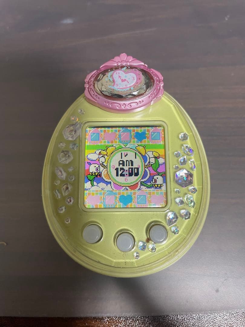 たまごっちピース　黄色　たまデコピアス　ベイビーチェンジ付き