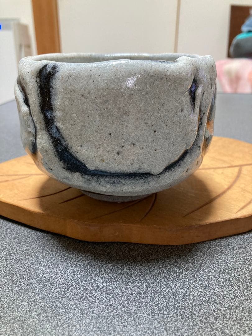 鉄耀白砂秞茶碗　清水卯一作人間国宝お値下げ希望がありましたらお知らせ下さい。