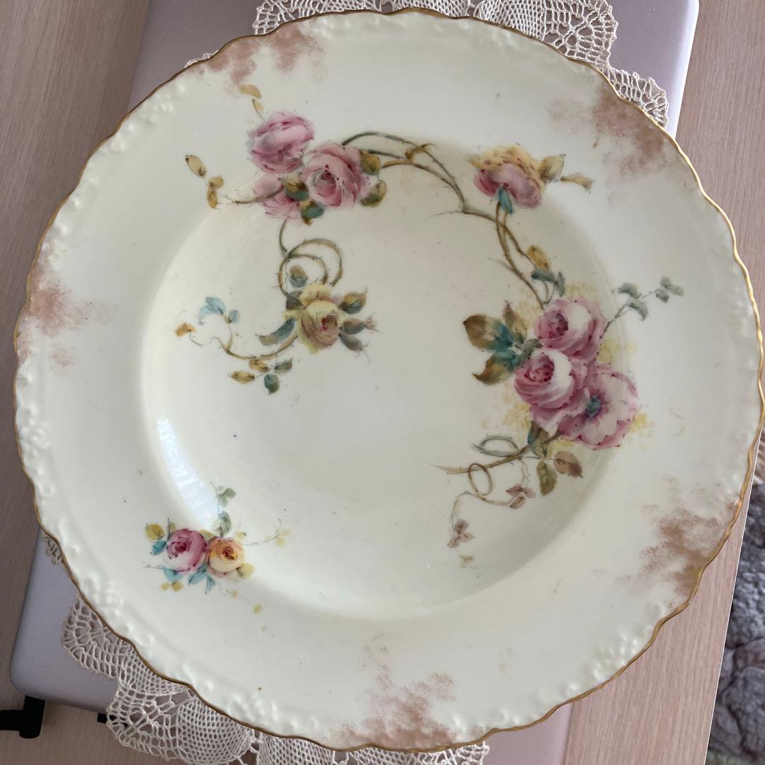 古ロイヤルクラウンダービー　薔薇のタッツァ