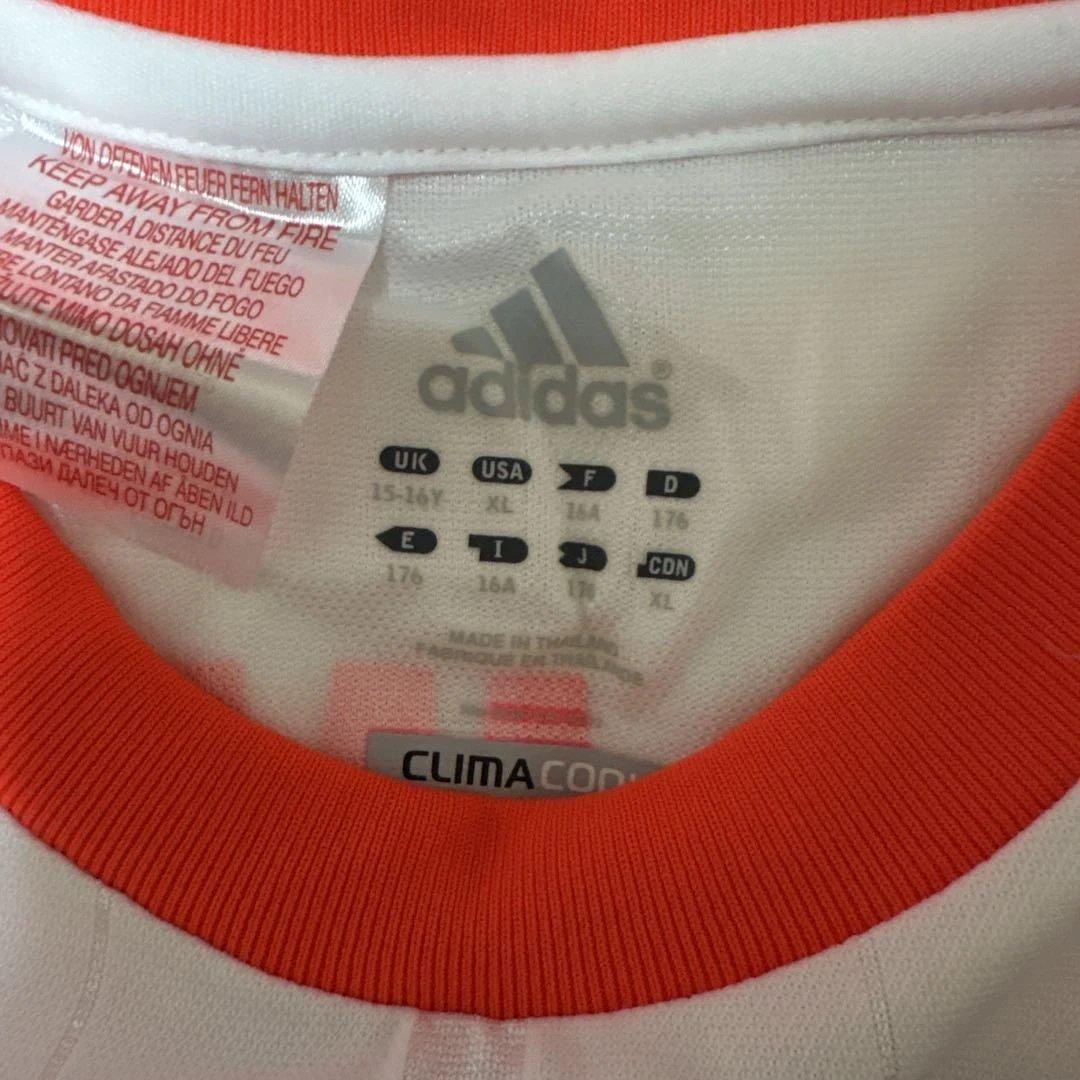 バイエルン　ミュンヘン　adidas サッカー　ユニフォーム