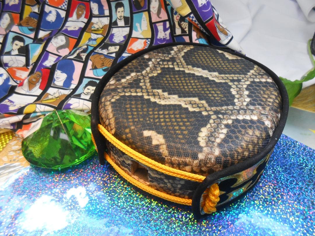 (送料無料)8.980円　R胴巻き付き人工皮張チーガ　自作へ挑戦