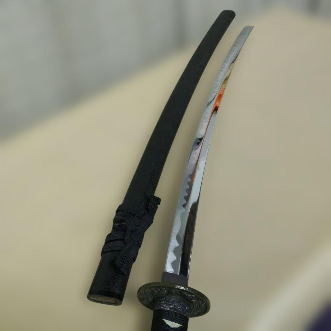 ☆期間限定！【合皮革製袋付き模造刀美品】