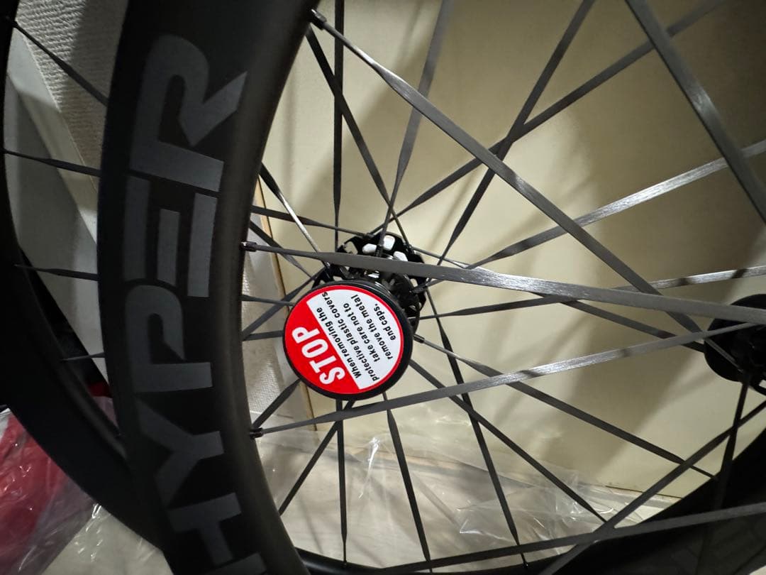 LUN HYPER3ルンハイパー3 d33カーボンホイールレーザーロゴ