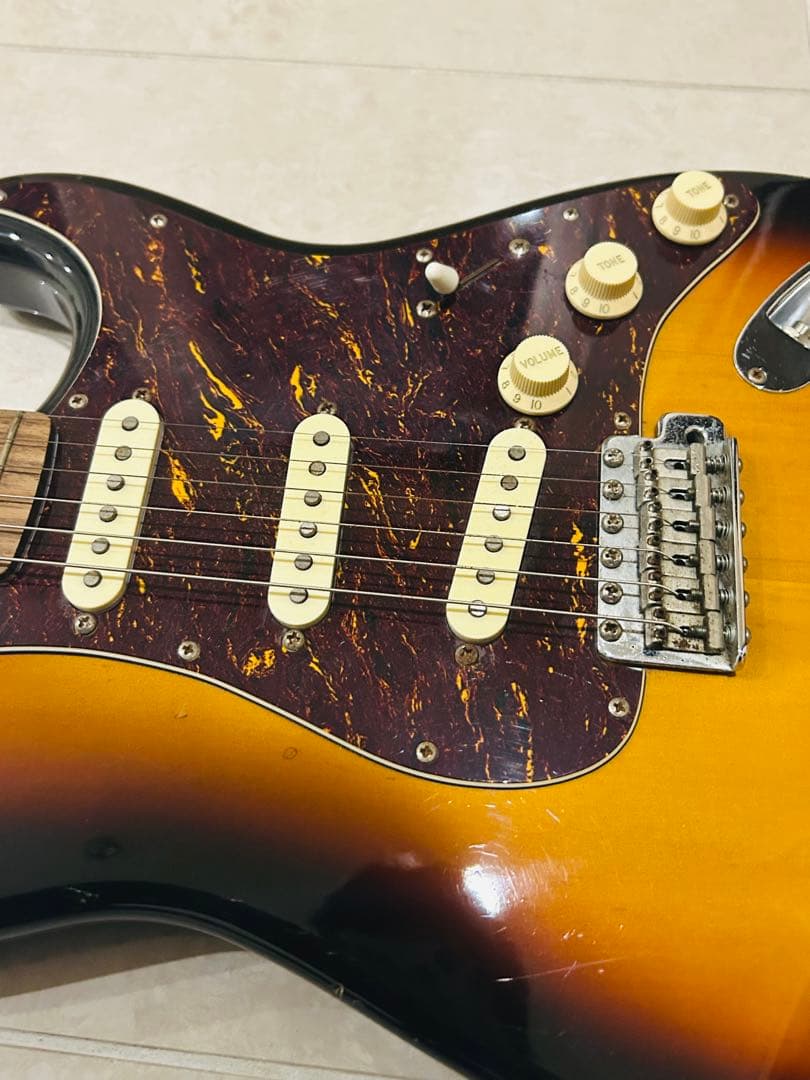 Fender Stratocaster サンバースト Made in Japan