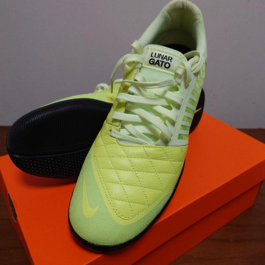 【新品　最安値】ナイキ　ルナガト２