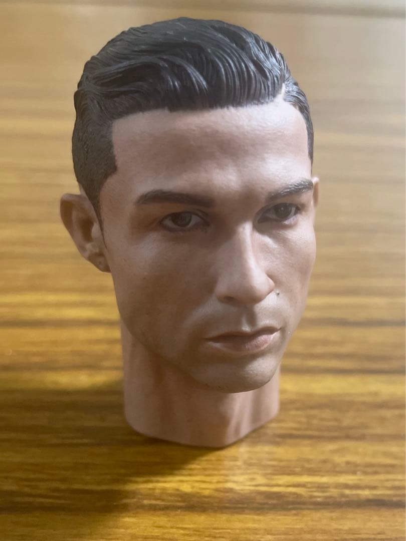 クリスティアーノ ロナウド ヘッド