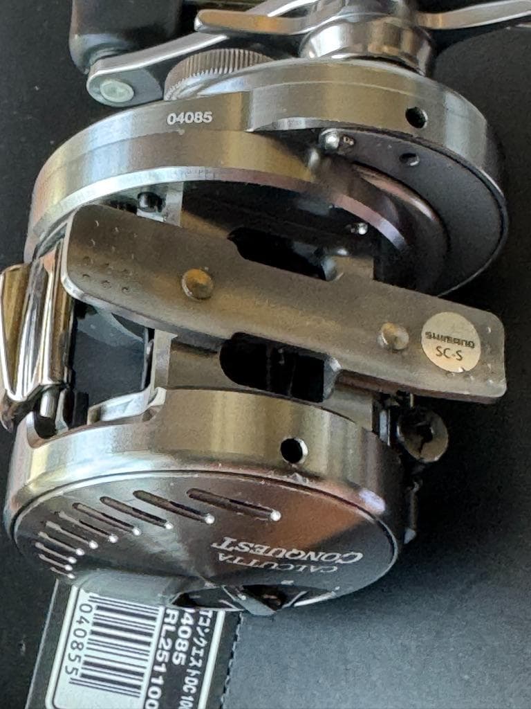 リール Shimano Calcutta Conquest DC 100HG