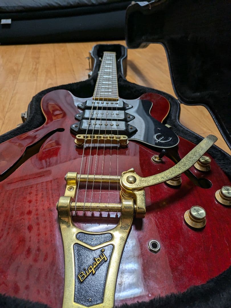 ギター Epiphone Riviera p93 WR