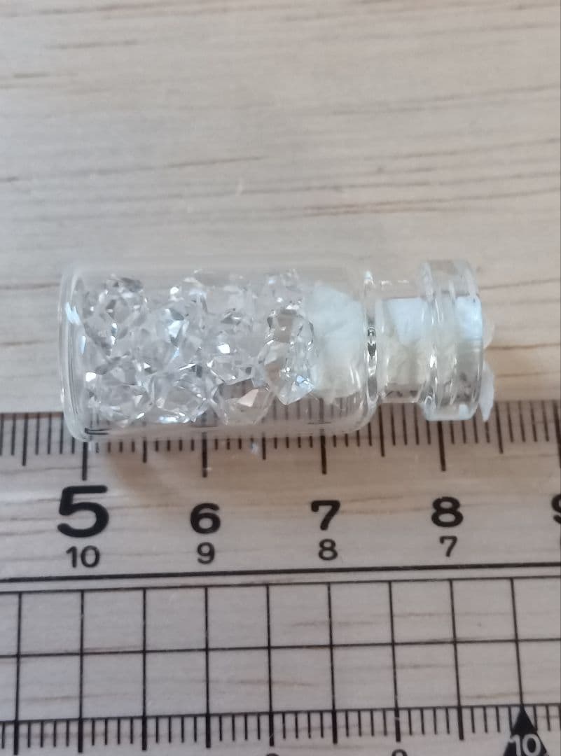 【レア】【希少】ベラクルスアメジスト　ハーキマーダイヤモンド　小瓶入り　美品