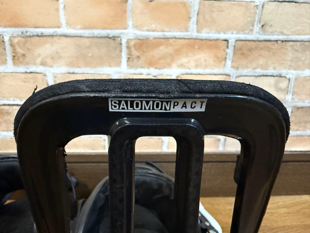 SALOMON PACT ビンディング M