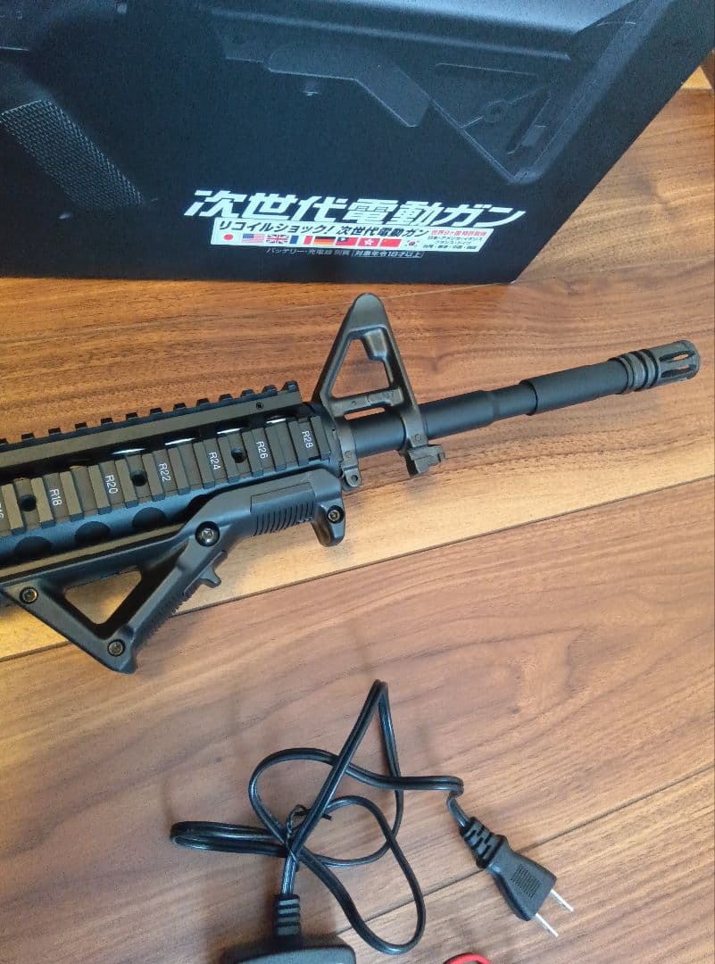 美品　東京マルイ次世代M4　SOPMOD　電動ガン