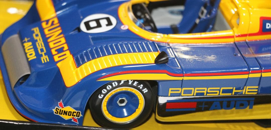 ミニチャンプス製　ポルシェ９１７／３０　１９７３年カンナムチャンピオン　1/18