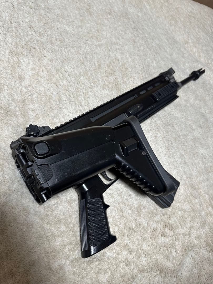 次世代電動ガン東京マルイ SCAR-L ブラック