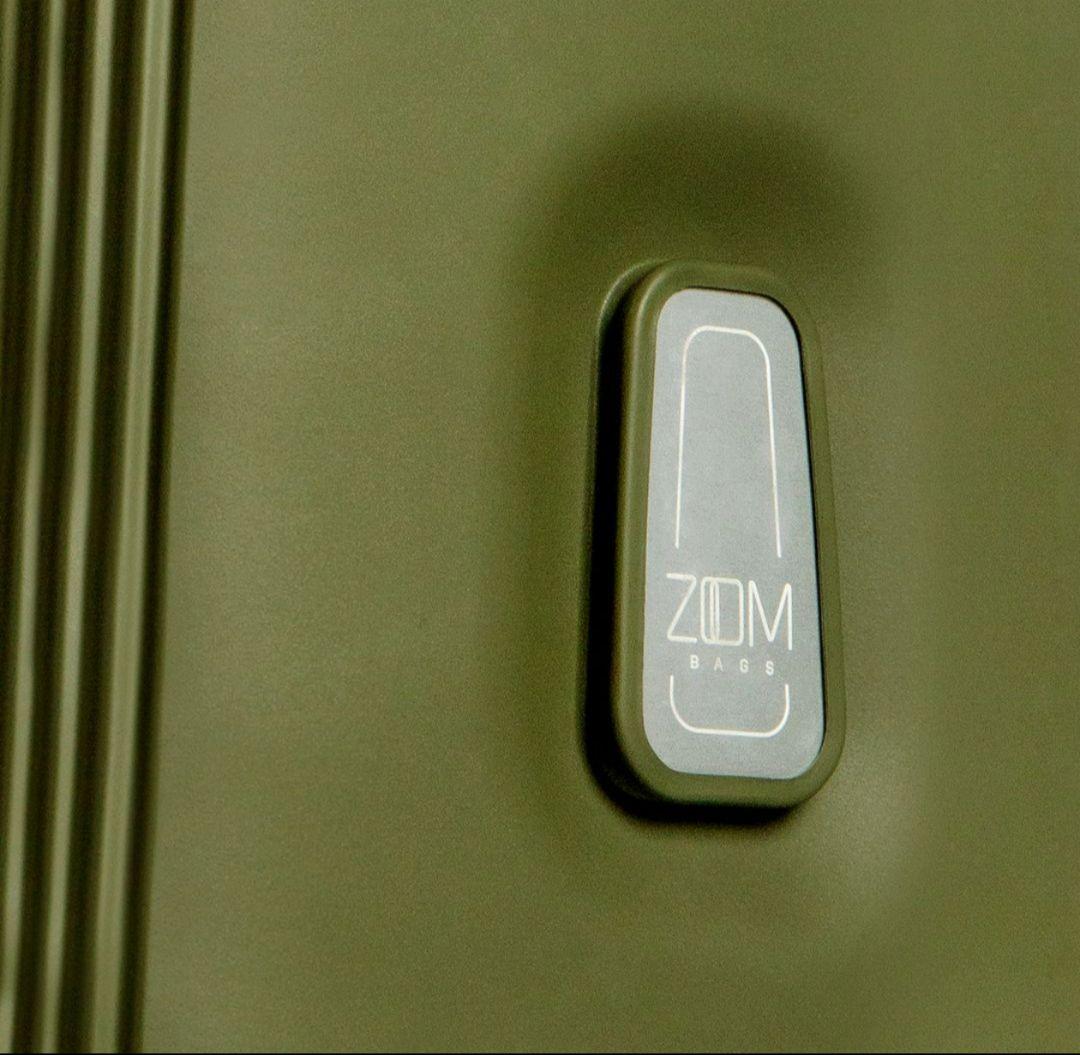 ♦新品♦ スーツケース イタリア製 グリーン 機内持込OK キャリーバッグ