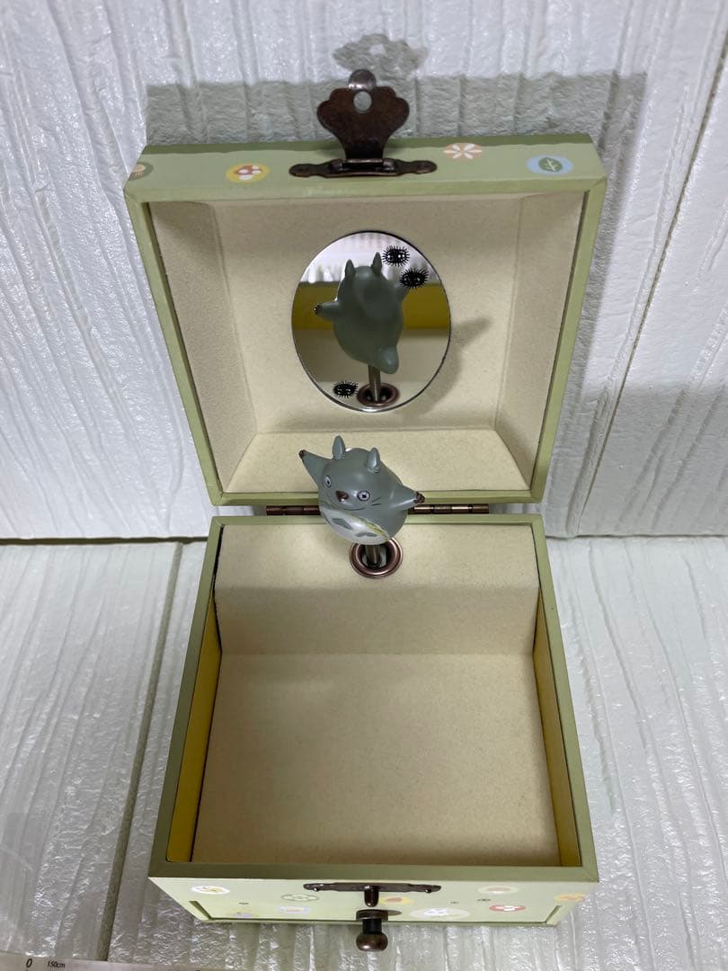 となりのトトロ 木製アクセサリーケース♪オルゴール付き♪