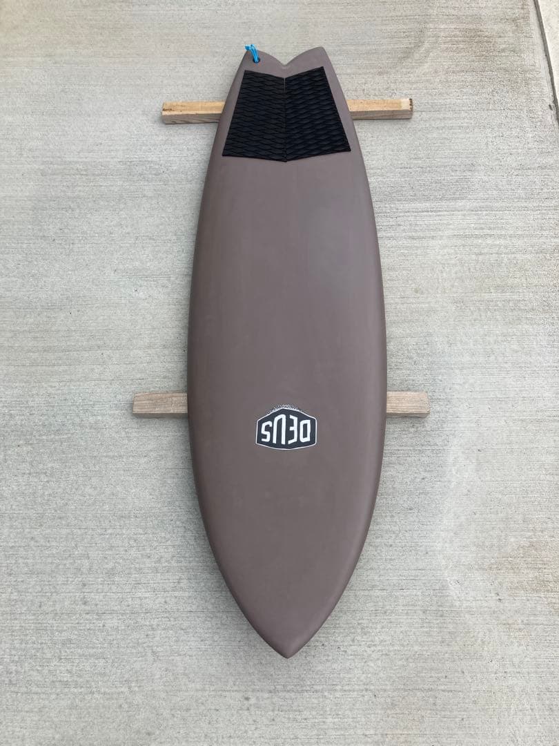 element surfboard Twin Fish 6’0 EPS