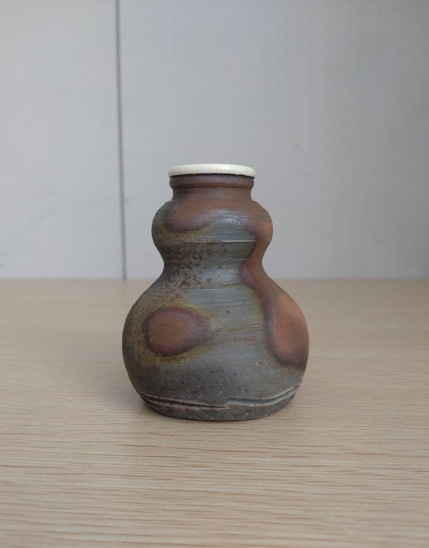 【秀逸品】窯変の美　肩衝茶入　牙蓋　大海茶入　焼き締め　灰被り　徳利