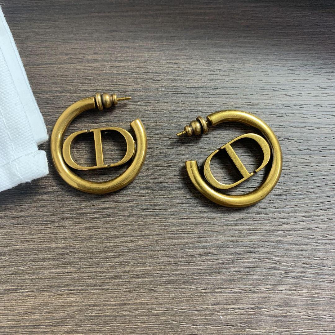 DIOR 30 MONTAIGNE フープ ピアス