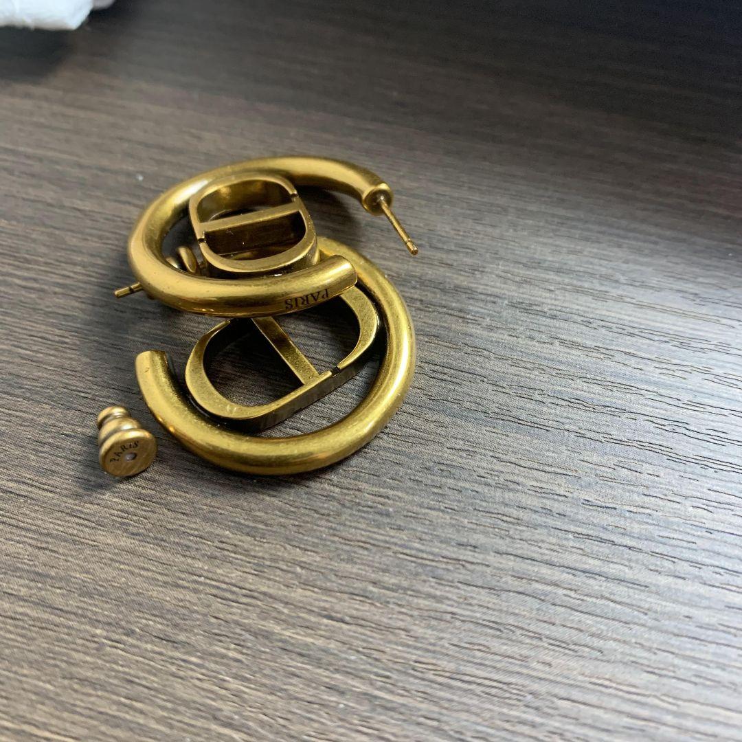 DIOR 30 MONTAIGNE フープ ピアス