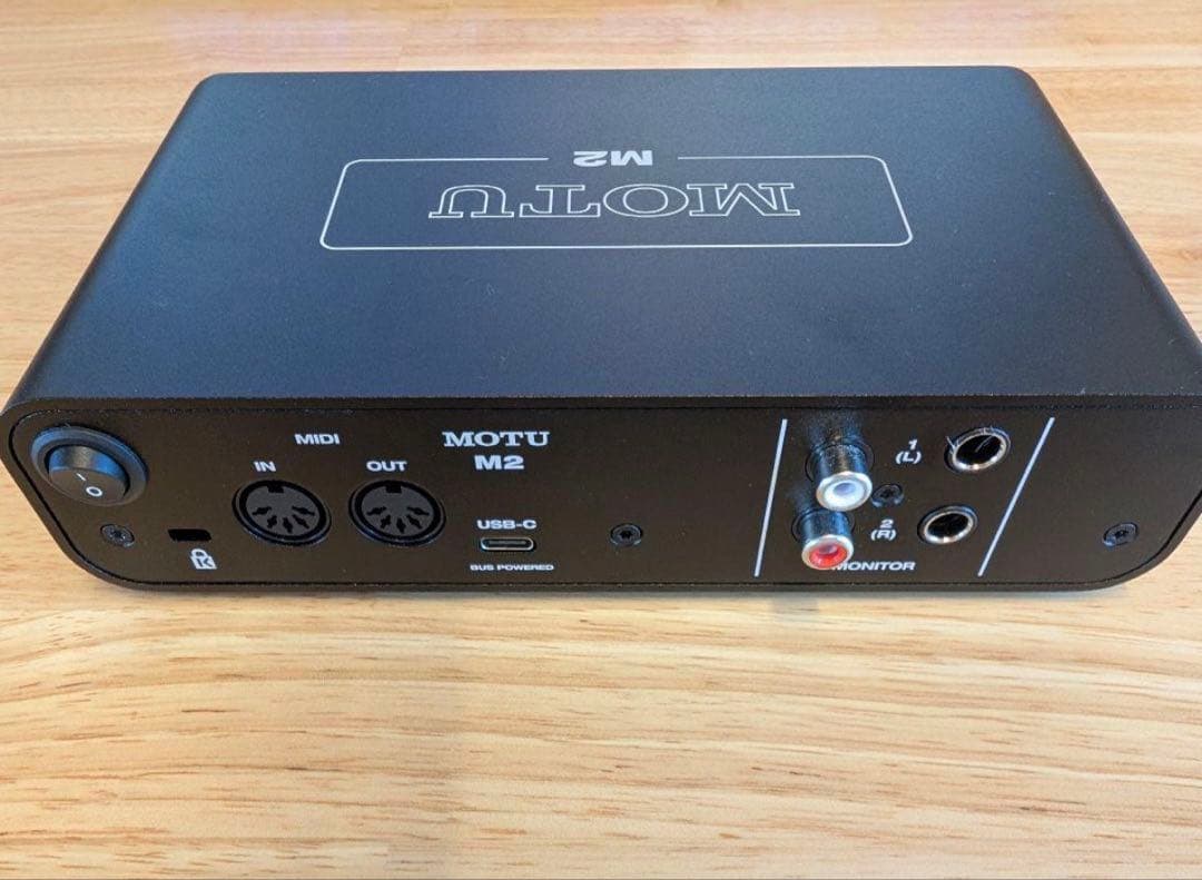 【美品】MOTU M2