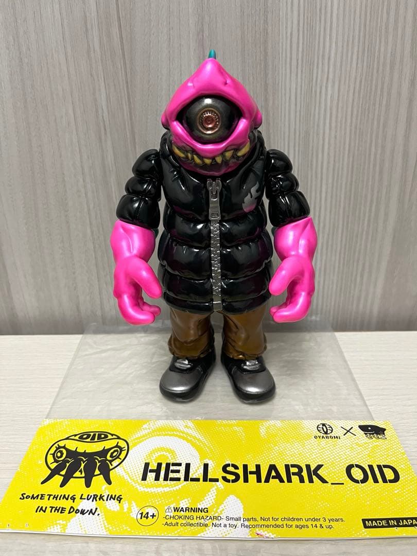 GYAROMI Momoco Studio 地獄鮫オイド 墓場の画廊 ソフビ
