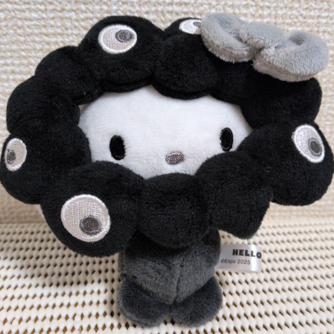 関西万博　ミャクミャクなりきり　サンリオ　ブラック　コンプリート　カラビナ付き