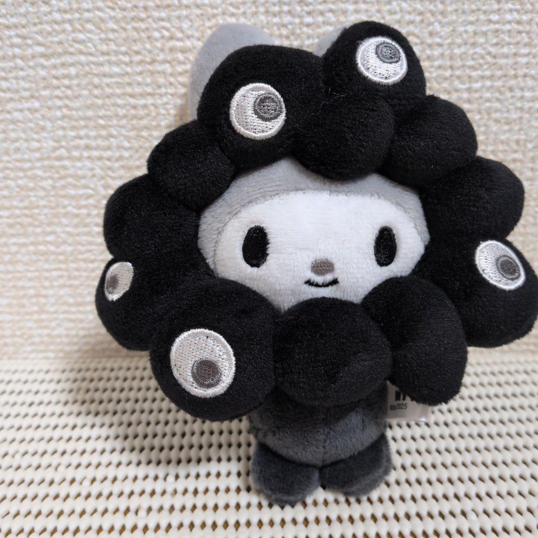 関西万博　ミャクミャクなりきり　サンリオ　ブラック　コンプリート　カラビナ付き