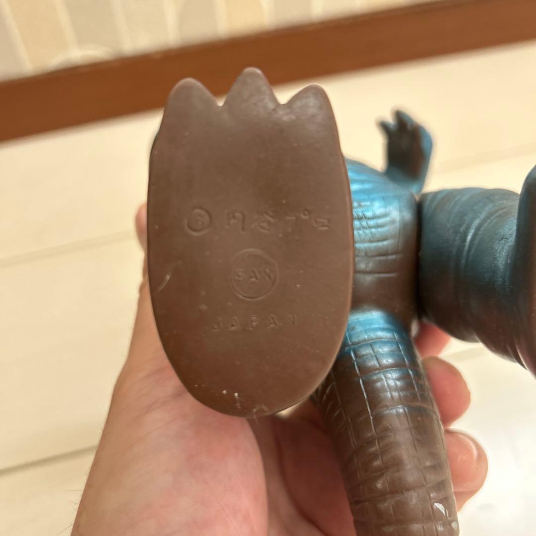 t*i様 ネロンガマルサン当時物スタンダードサイズ ネロンガ マルサン 当時物ス