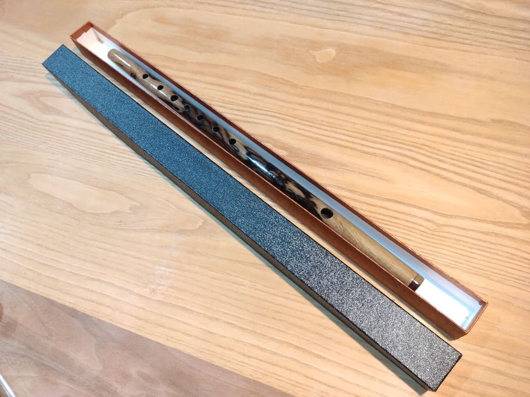 【ハンドメイド品】黒柿　笛　横笛　和楽器　7本調子　ドレミ調　一点物　未使用品①