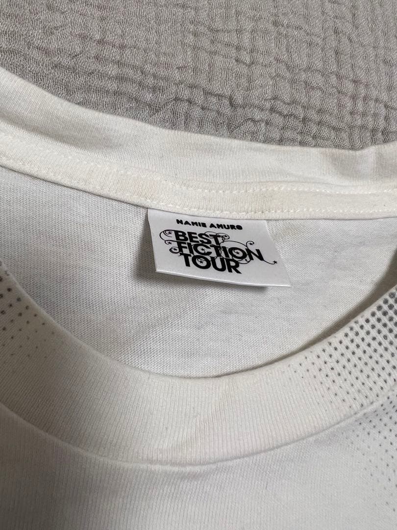安室奈美恵　ベストフィクション ライブTシャツ
