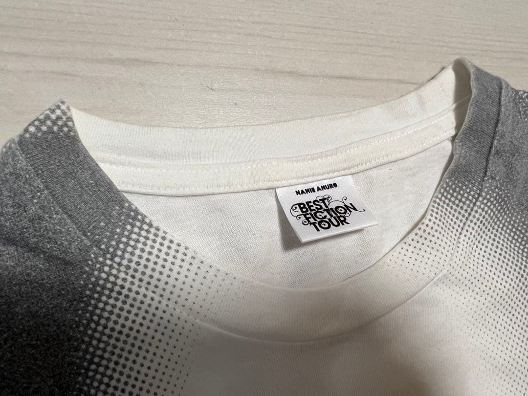安室奈美恵　ベストフィクション ライブTシャツ