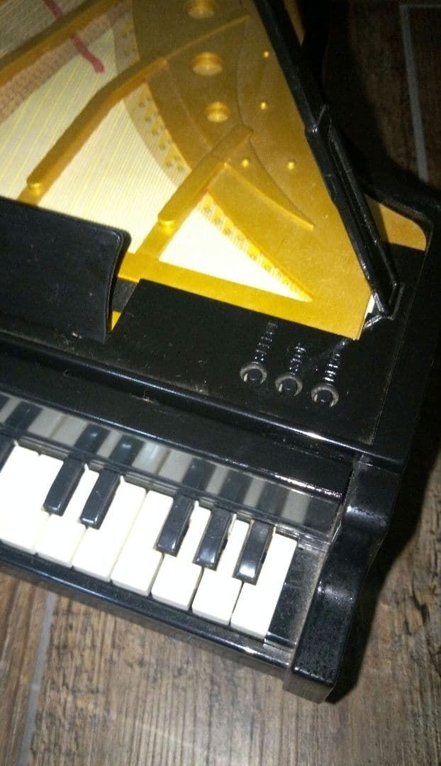 （美品）置物　バイオリンとピアノ　音楽　クラシック　演奏　弦楽器　鍵盤楽器