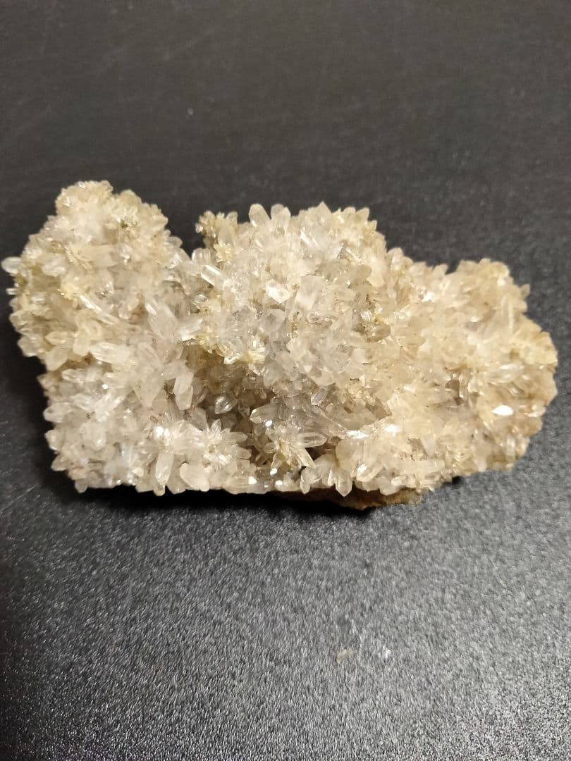 埼玉県秩父市中津川 秩父鉱山 橋掛沢　水晶クラスター　虹入り水晶　国産水晶