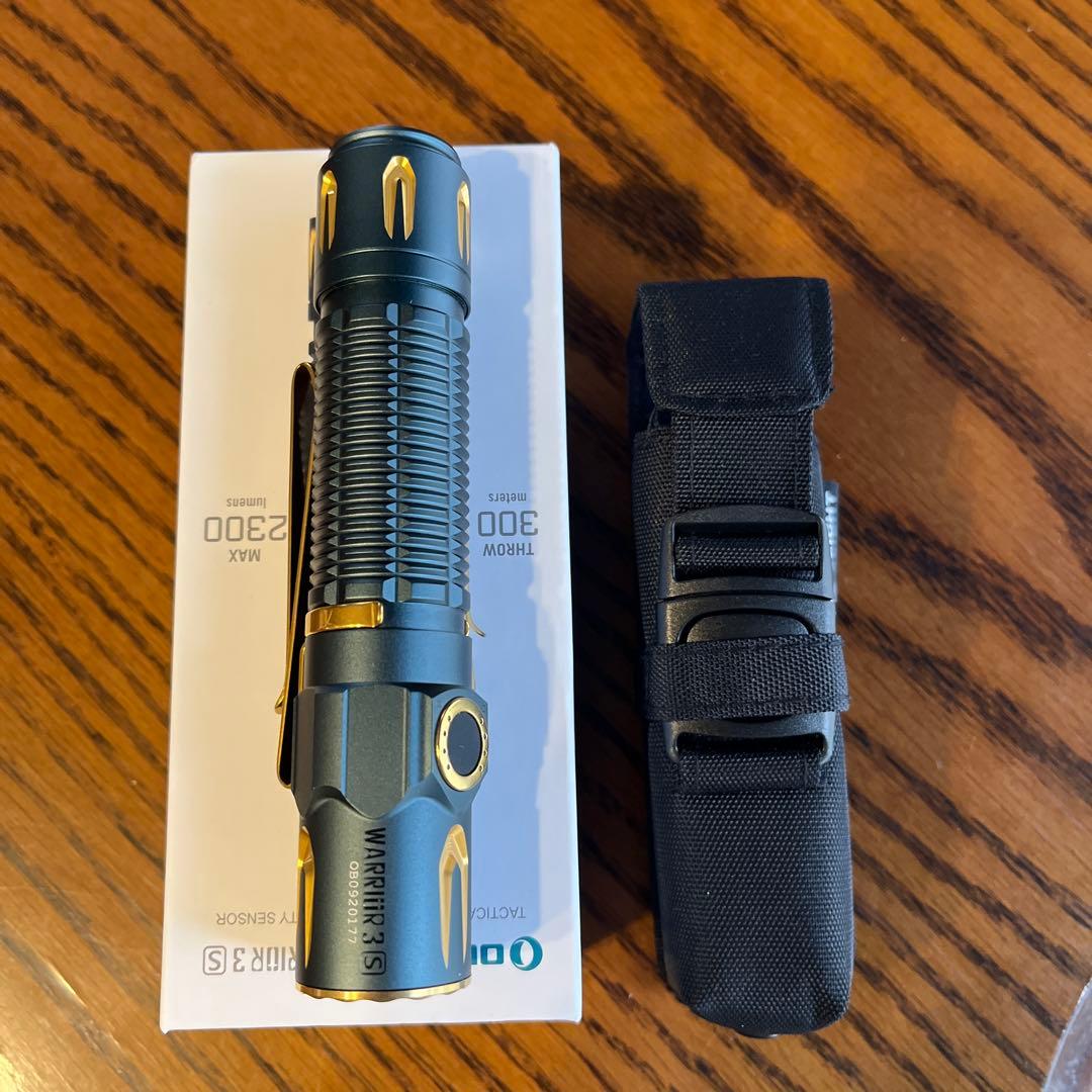 Olight Warrior 3S 懐中電灯 2300ルーメン