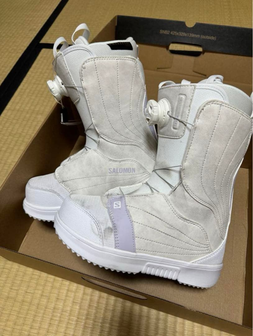 SALMON スキーブーツ　女性