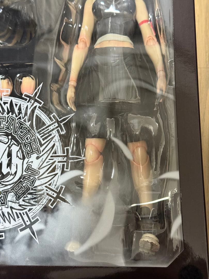 【未開封】FINAL FANTASY VII PLAY ARTS改 ティファ