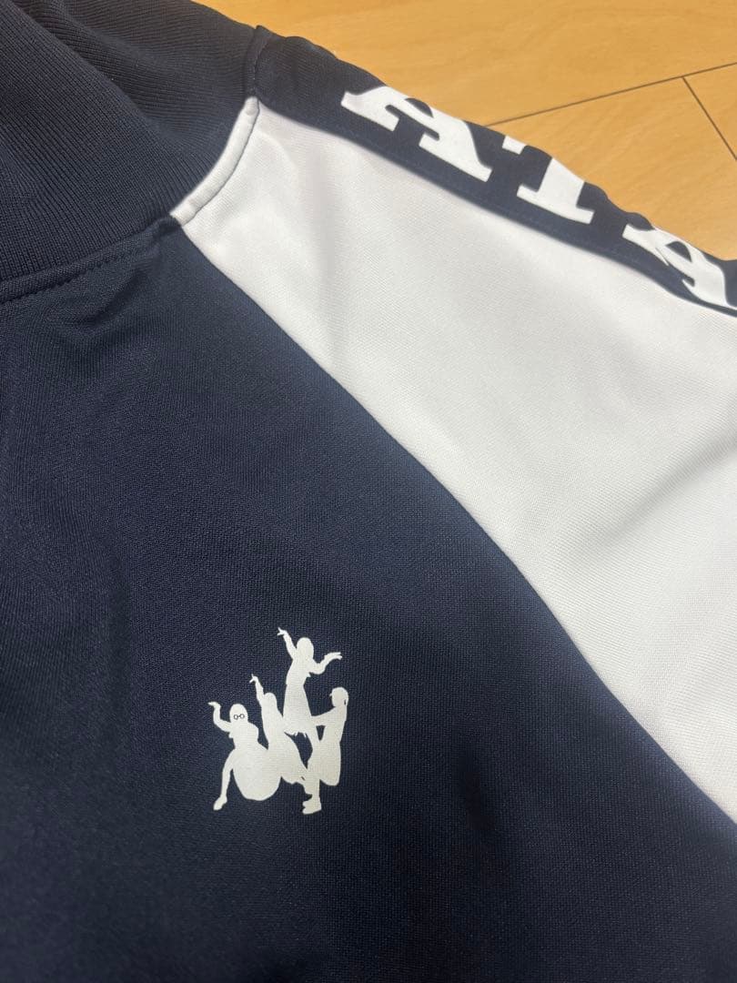 新しい学校のリーダーズ　運動着(上)　紺L