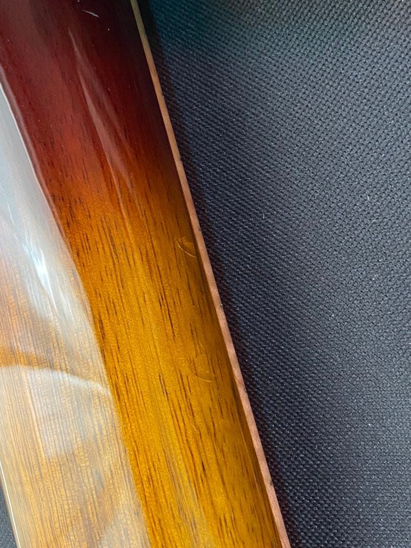 kiesel Vader 8弦 ヘッドレスギター